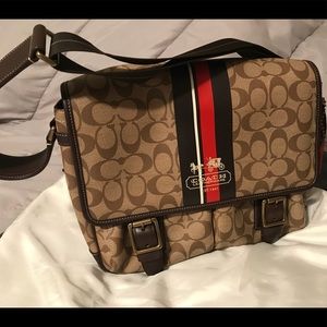 Coach Heritage Shoulder Bag